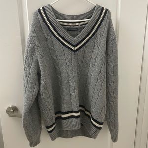 Brandy Melville swater